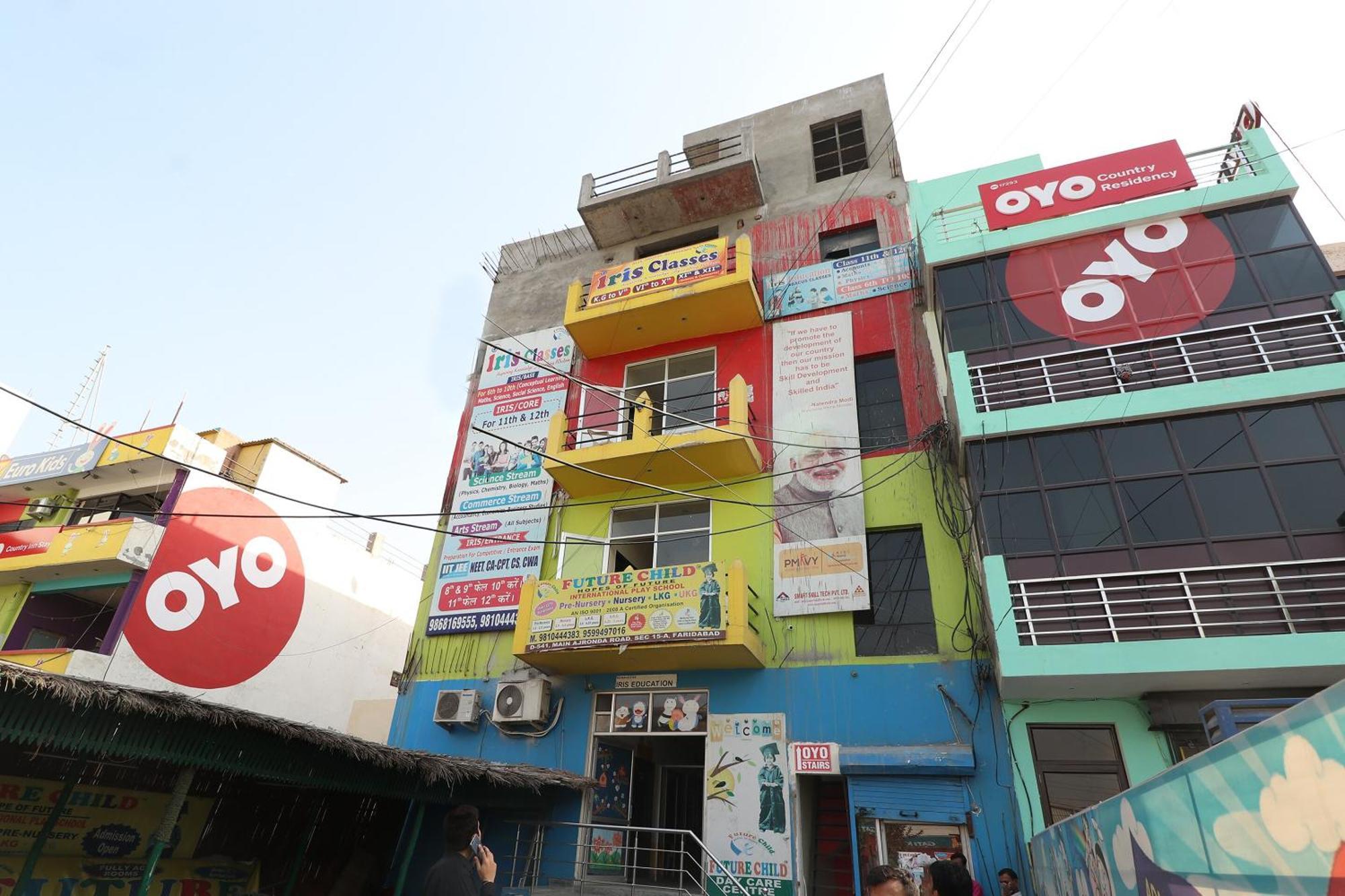 פארידבד Hotel O Dream Residency מראה חיצוני תמונה